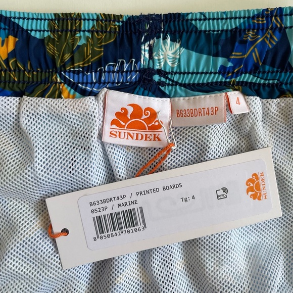 Sundek Boy’s Safari Print Board Shorts - Marine - Size 4 - Picture 9 of 12
